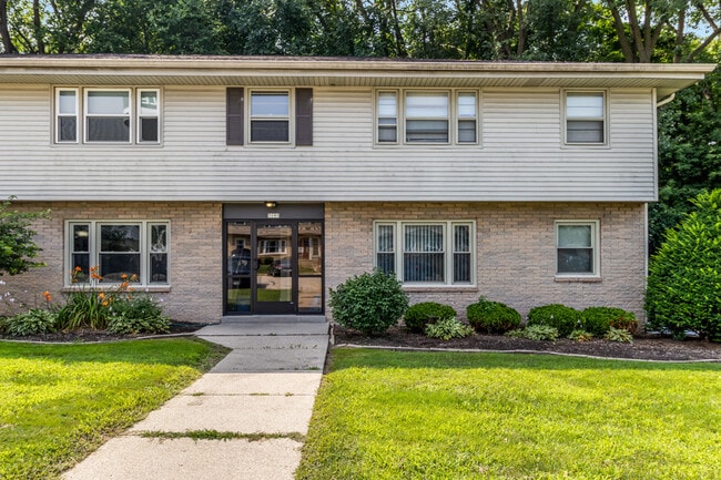 Foto del edificio - 7225 Euston St