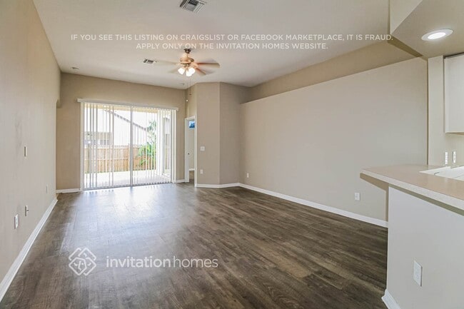 Foto del edificio - 22730 Neff Ct