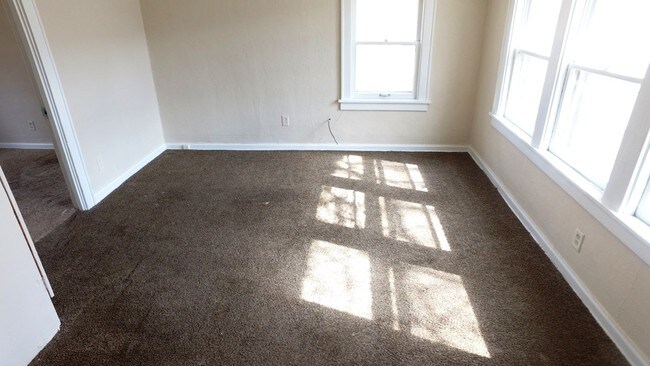 Building Photo - 3044 Ernst St