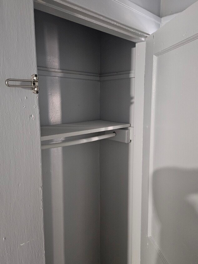 Foto del edificio - 597 Trenton Ave