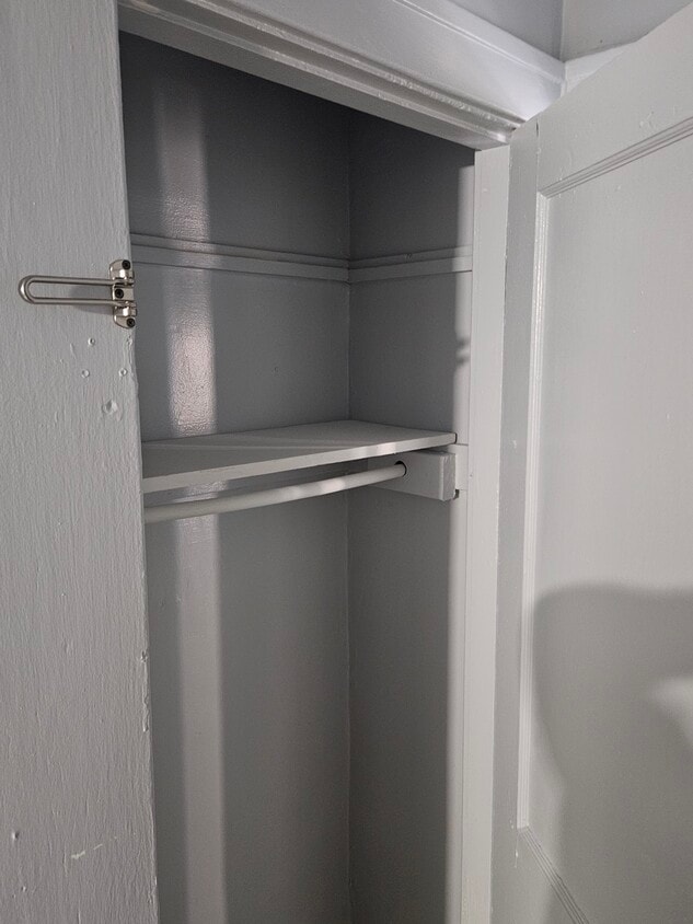 Building Photo - 597 Trenton Ave