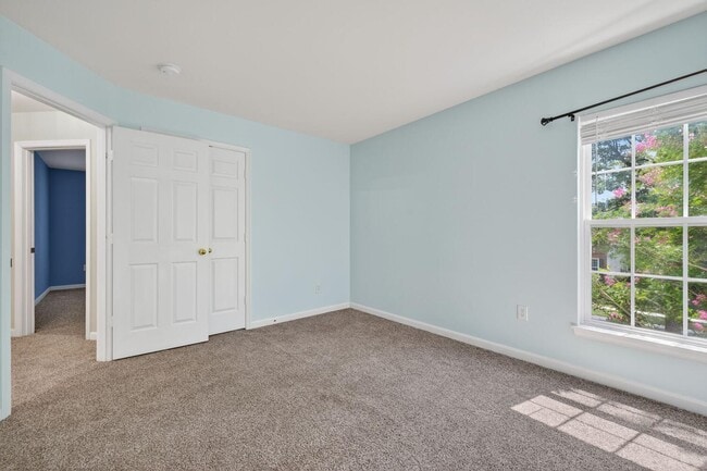 Building Photo - 12031 Arista Manor Way