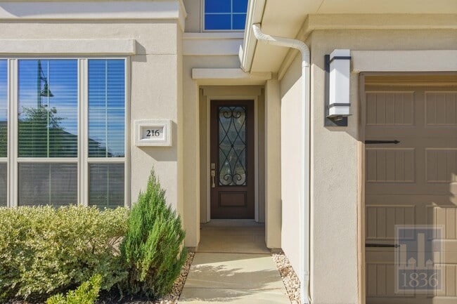 Building Photo - 216 Monrovia Wy