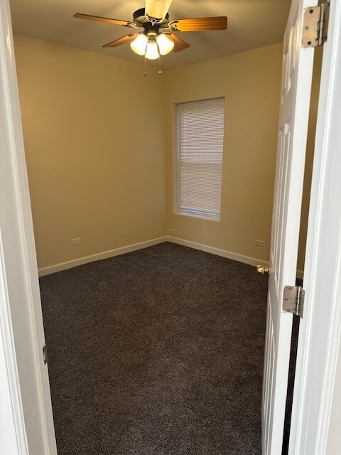 Cama 2 - 4610 S Calumet Ave