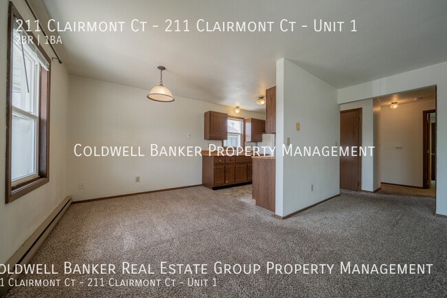 Building Photo - 211 Clairmont Ct