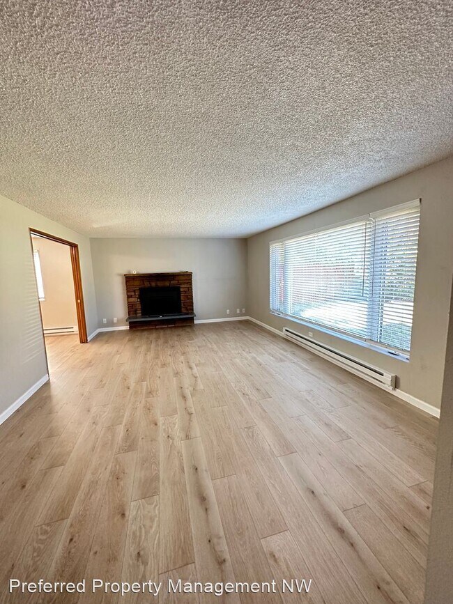 Building Photo - 3 br, 2 bath House - 612 103rd PL SE