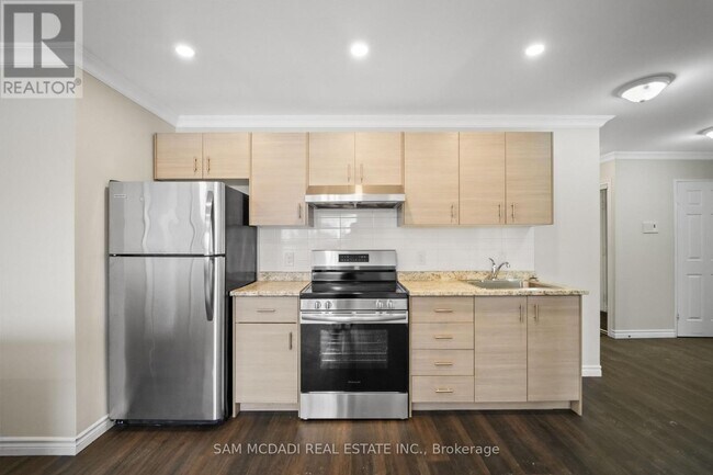 Photo du bâtiment - 130 King St E