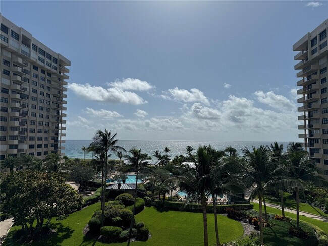 Foto del edificio - 4900 N Ocean Blvd