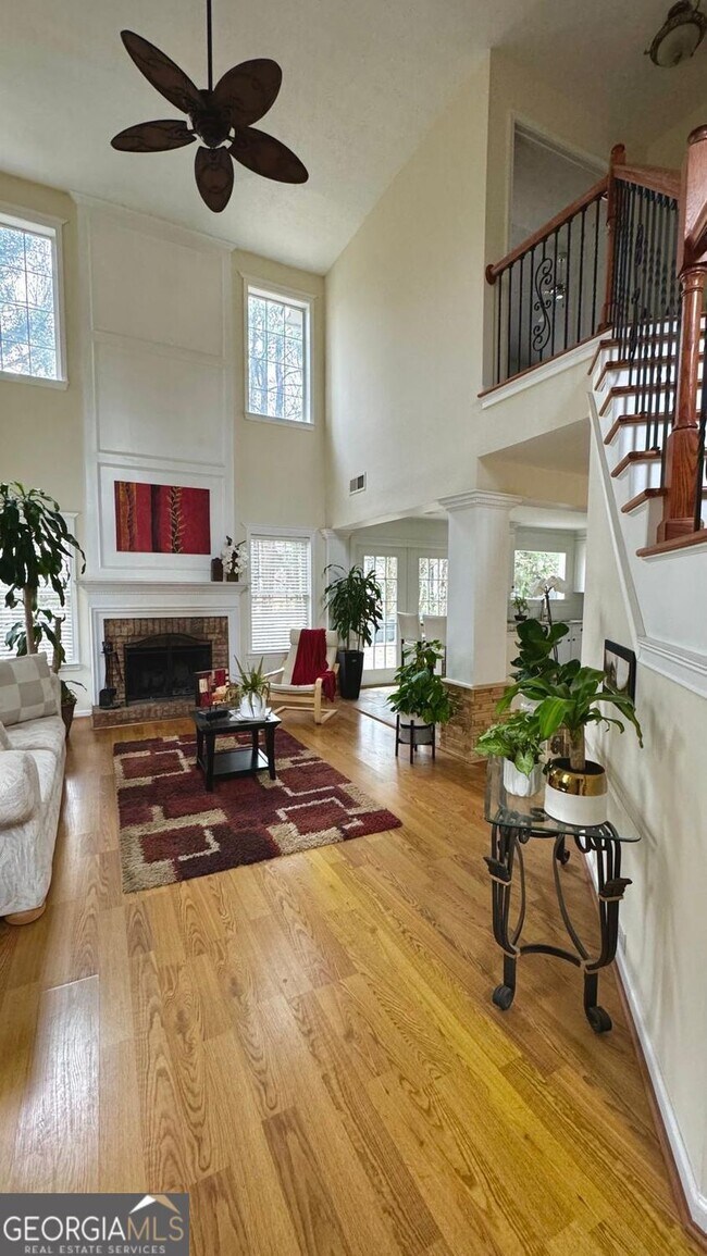 Foto del edificio - 4361 Windmoor Dr NW