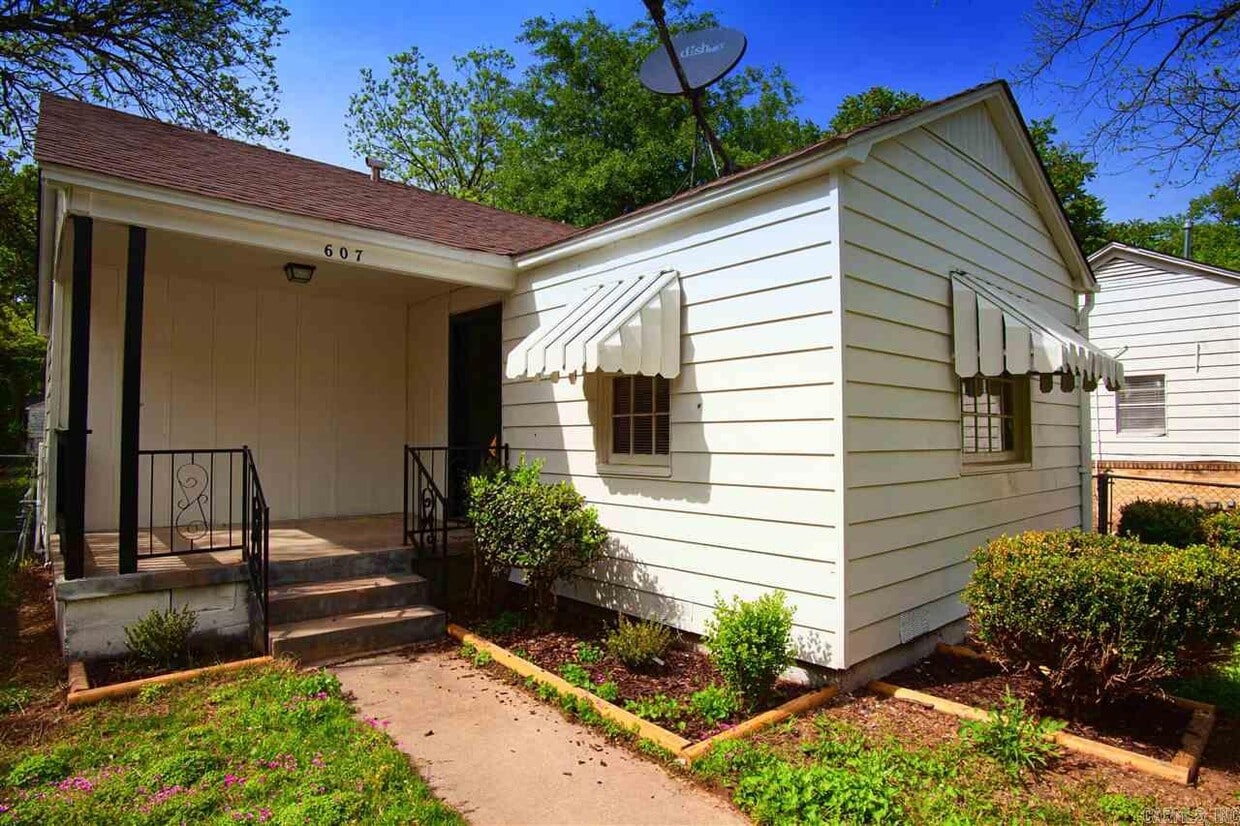 Foto principal - 607 Prothro St