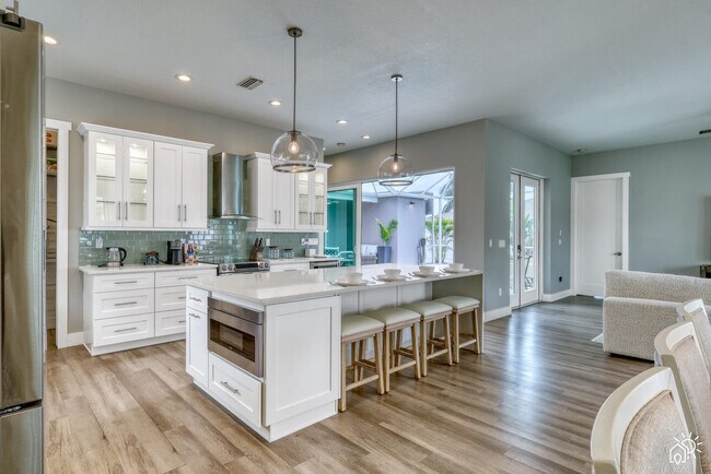 Foto del edificio - 1669 Colleen St