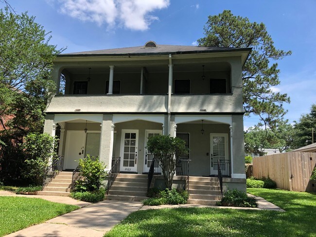 Spacious Beautiful Historic Garden District 1 - 2023 Kleinert Ave Apartments