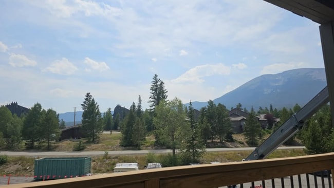 Building Photo - 4200 Lodgepole Cir