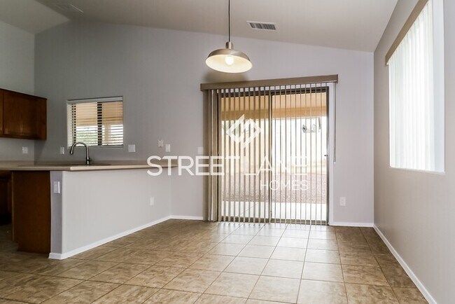 Foto del edificio - Charming 3 Bedroom in Buckeye!