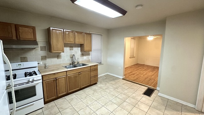 Foto del edificio - 3744 S Wallace St