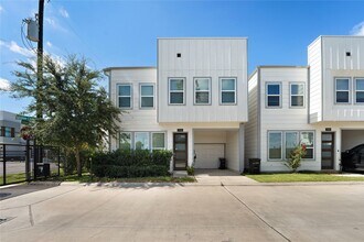 Building Photo - 7703 Rainbow Cl