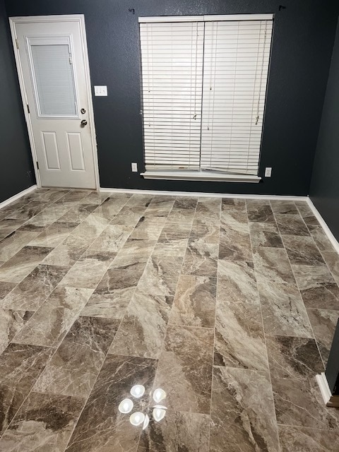 Foto del edificio - 15745 Brittain Ct