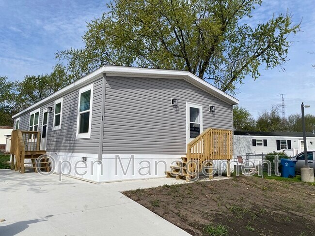 Foto del edificio - 31 Cornflower Ln