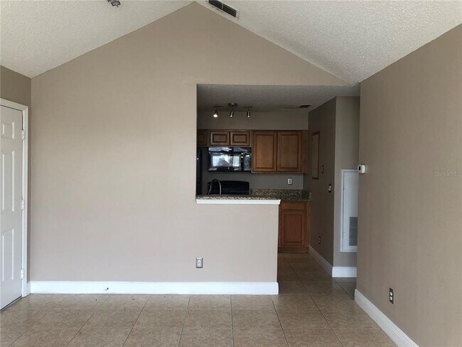 Building Photo - 1057 S Hiawassee Rd