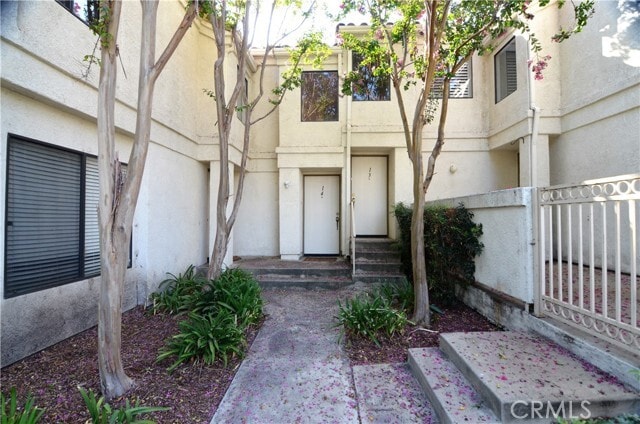 Primary Photo - 450 Anderwood Ct