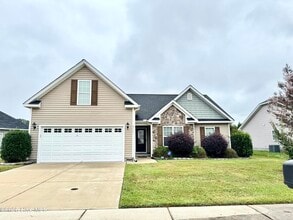 Building Photo - 3661 Thornbrook Dr