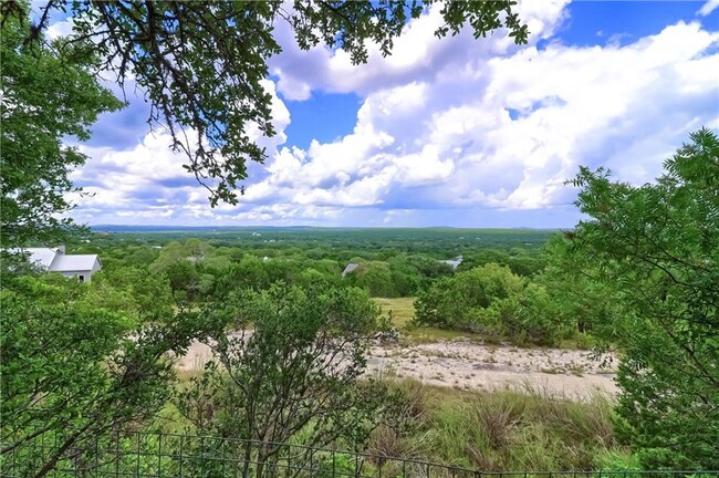 Foto del edificio - 59 Saddle Rock Ridge St