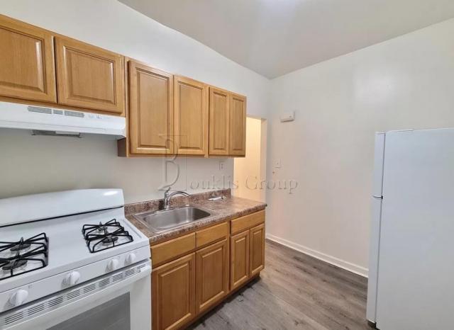 Building Photo - 1 bedroom in EAST ELMHURST NY 11370