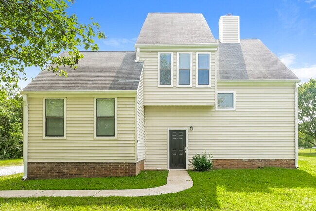 Building Photo - 110 Bland Dr
