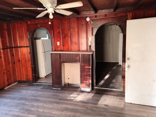 Building Photo - 2312 Ross Ave