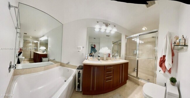 Foto del edificio - 2 br, 2 bath Condo - 79 SW 12th St Apt 3610