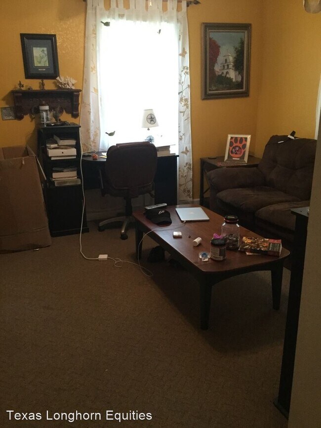Foto del edificio - 1 br, 1 bath House - 508 W. Spring St.