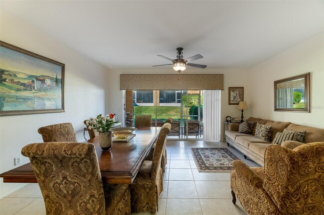 Foto del edificio - 366 Chelsea Dr