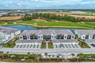 Building Photo - 12440 Wellen Golf St
