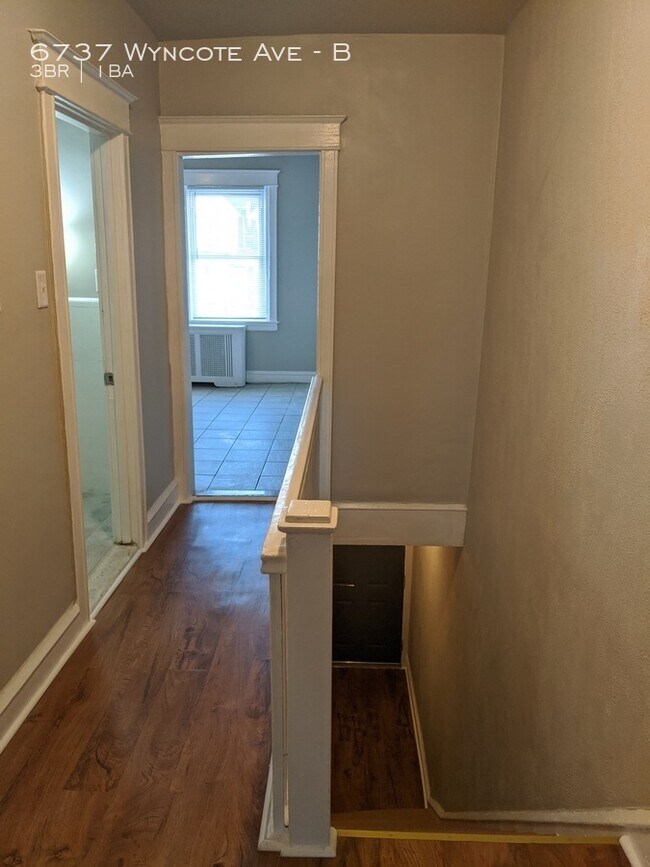 Building Photo - 6737 Wyncote Ave - Unit B