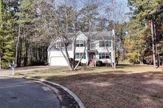 Building Photo - 16 Evans Grove Dr