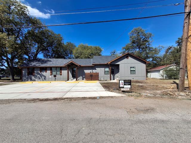Primary Photo - 902 Chestnut St