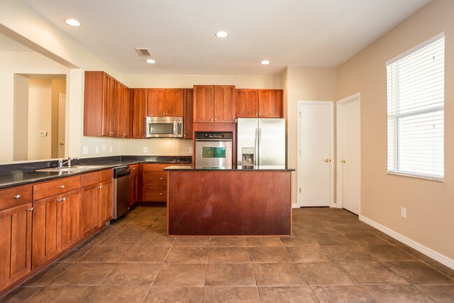 Foto del edificio - 2302 Abey Blanco Dr