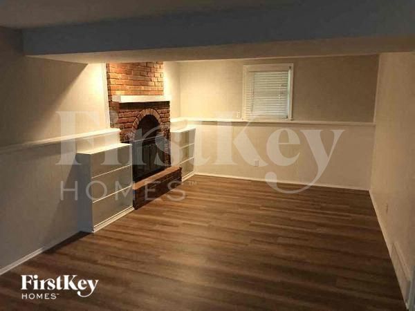 Foto del edificio - 9951 Parkhill St