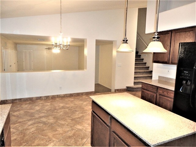 Building Photo - 3336 E Chickadee Road