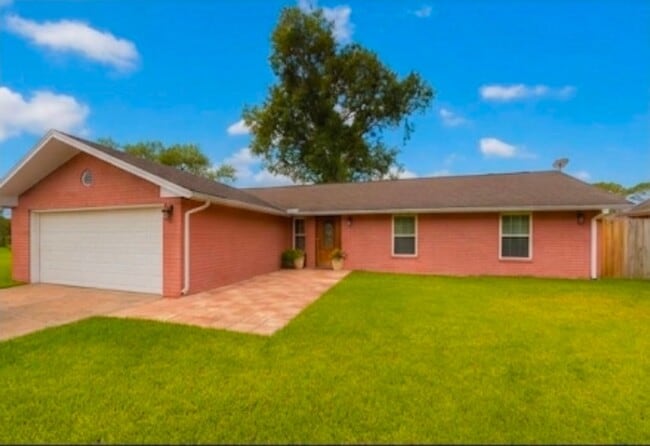 Photo - 11406 Montverde Ln House