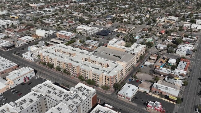  - The District on 5th