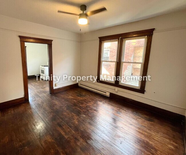 Foto del edificio - 103 Grove Ave
