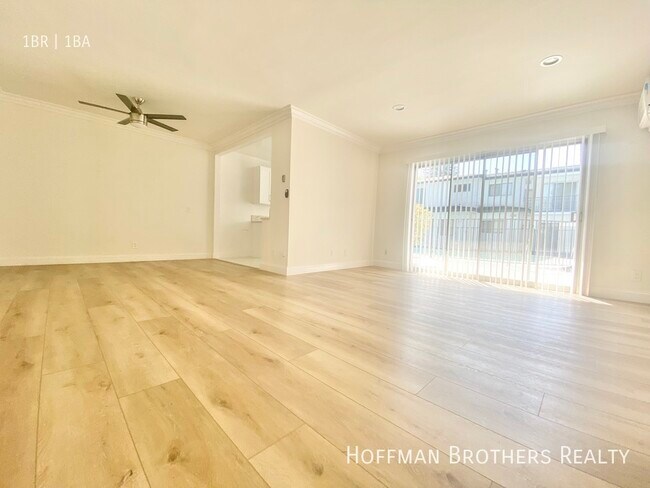 Building Photo - 12410 Chandler Blvd Valley Village, CA 91607