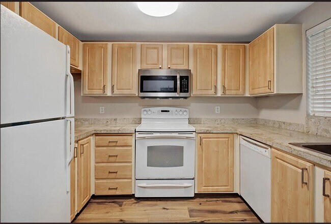 Foto del edificio - 11102 NE 125th Ln