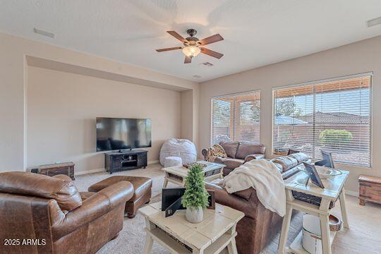 Foto del edificio - 2456 W Clearview Trail