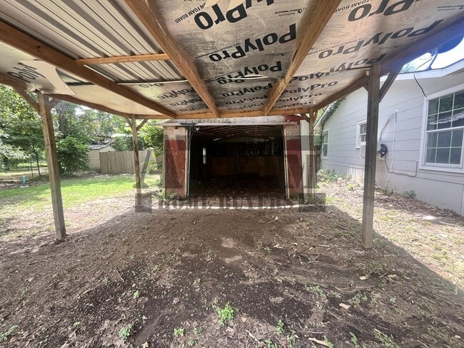 Building Photo - 3 Bed 1 Bath home for rent!
