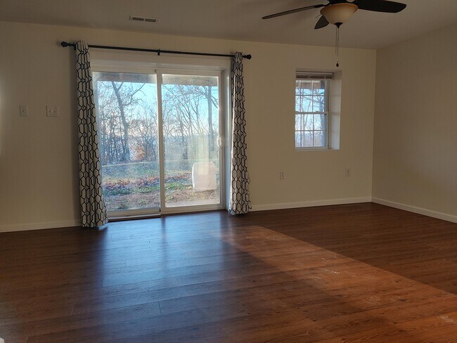 Foto del edificio - 708 Wilderness Rd