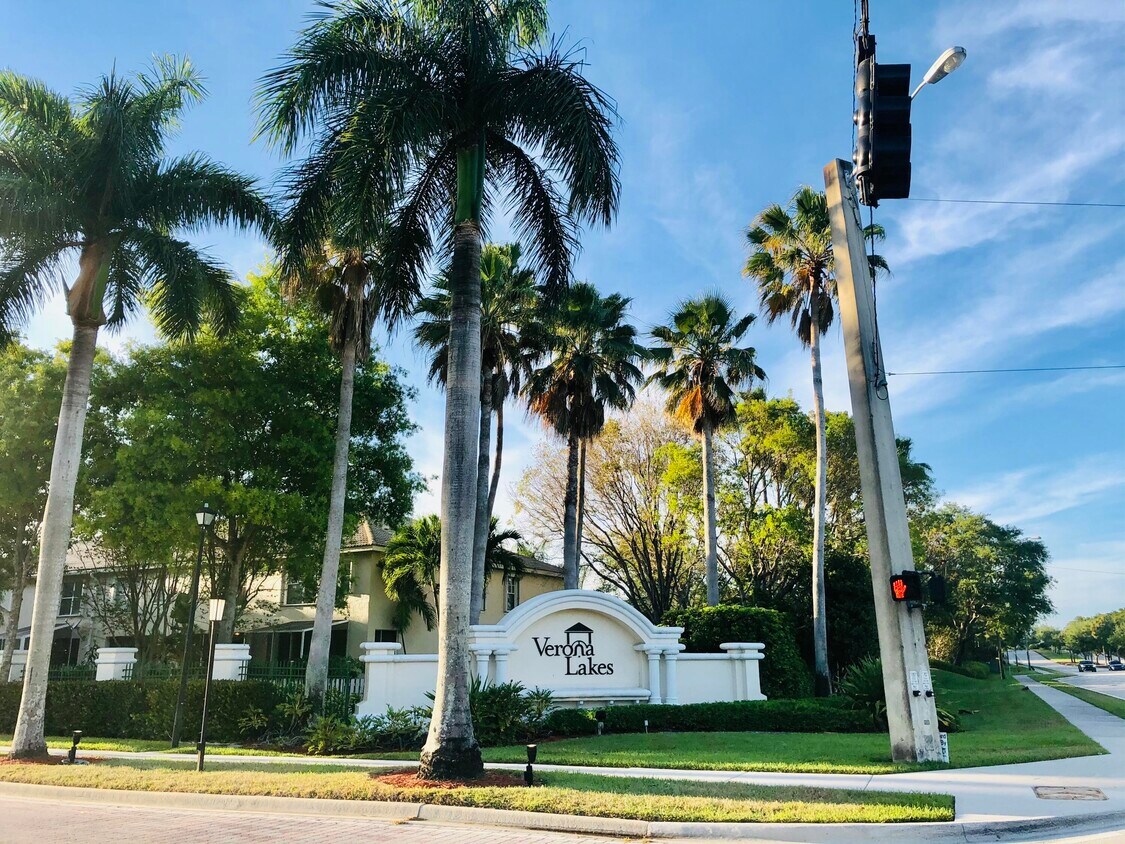 8031 Bellagio Ln, Boynton Beach, FL 33472 Townhome Rentals in Boynton