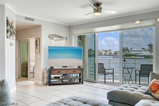 Foto del edificio - 4530 Gulf Shore Blvd N
