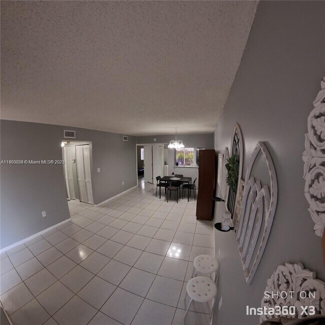 Foto del edificio - 13165 SW 64th Terrace